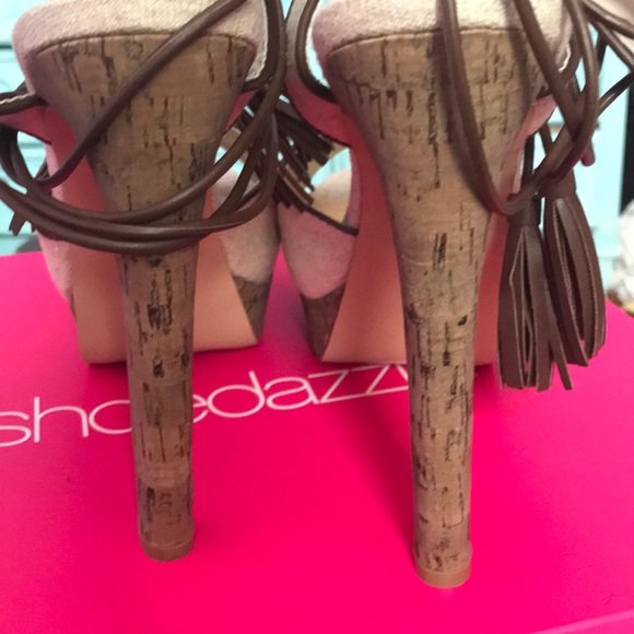 6inch natural color heels - Picture 2 of 3